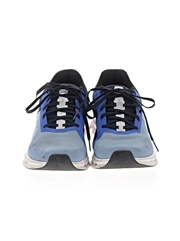 On Cloud Sneakers (view 2)