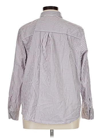 Maurices Long Sleeve Button-Down Shirt (view 2)
