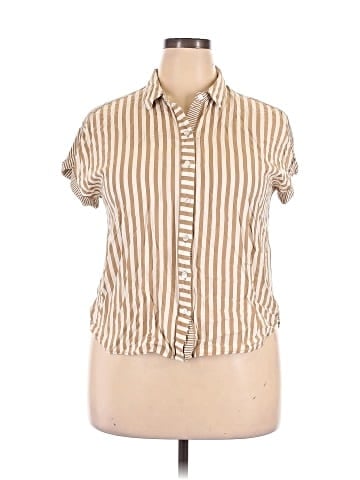 Jane and Delancey Short Sleeve Blouse (view 1)