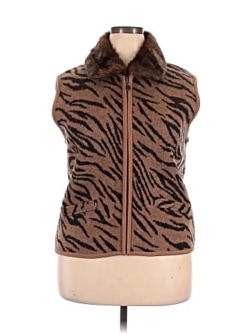 Lisa International Vest (view 1)