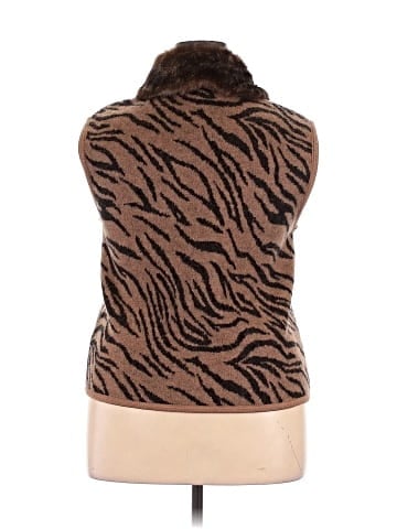 Lisa International Vest (view 2)