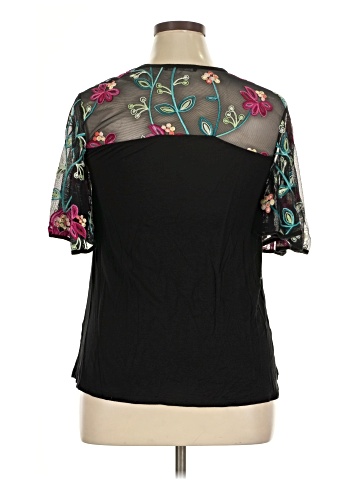 Kim & Cami Short Sleeve Blouse (view 2)