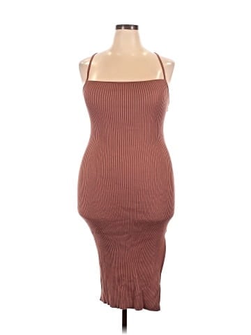 Abercrombie & Fitch Cocktail Dress (view 1)