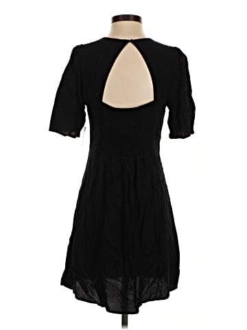 Old Navy Casual Dress (view 2)