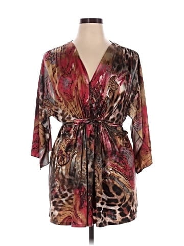 Monroe and Main Kimono (view 1)