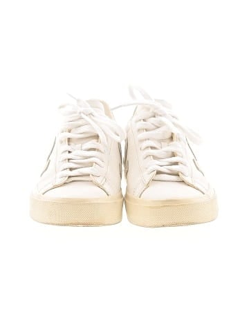 VEJA Sneakers (view 2)