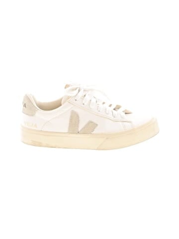 VEJA Sneakers (view 1)