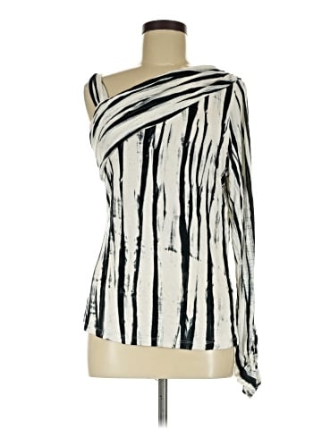 The Pyramid Collection Long Sleeve Blouse (view 1)