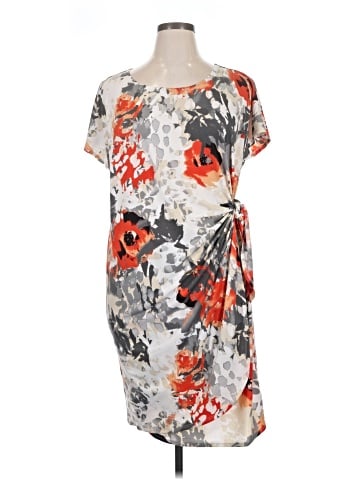 Signature by Robbie Bee Casual Dress (view 1)