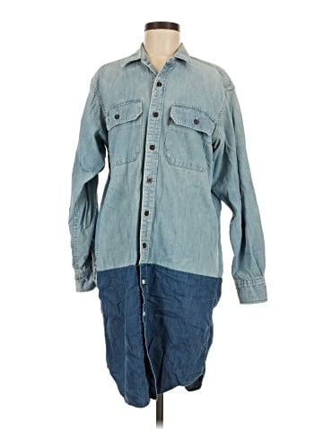 Levi's Long Sleeve Button-Down Shirt (view 1)