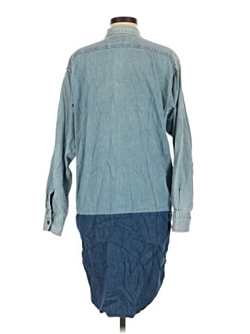 Levi's Long Sleeve Button-Down Shirt (view 2)