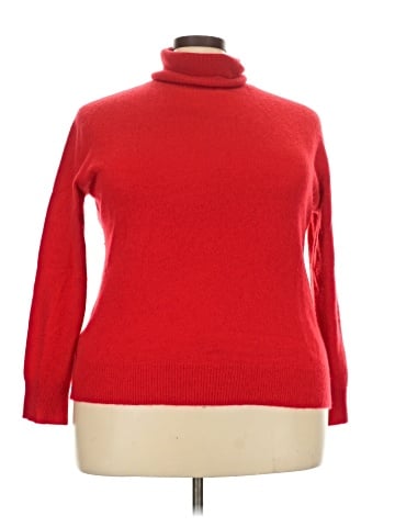 Neiman Marcus Cashmere Pullover Sweater (view 1)