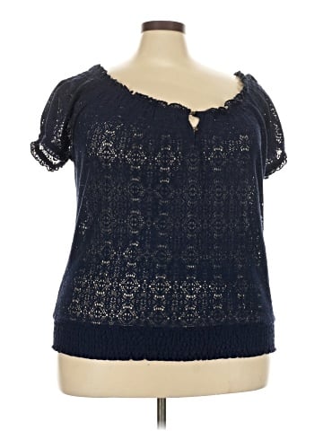 Cato Short Sleeve Top (view 1)