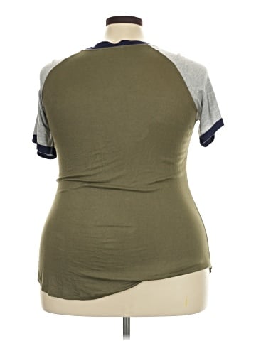 No Comment Short Sleeve T-Shirt (view 2)