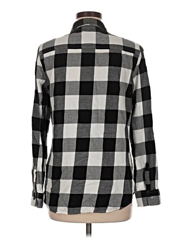 Gap Outlet Long Sleeve Button-Down Shirt (view 2)