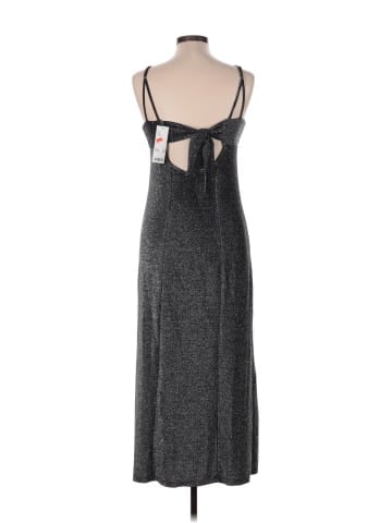 Urban Outfitters Casual Dress (view 2)