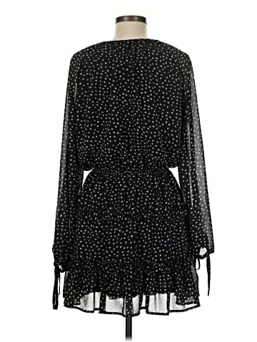 Le Lis Casual Dress (view 2)