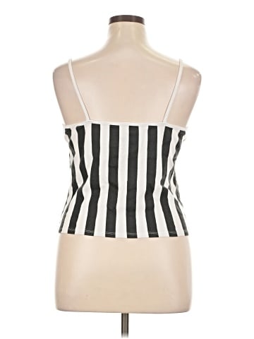 Hot Topic Tank Top (view 2)