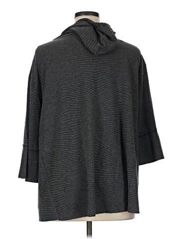 Honeyme Poncho (view 2)