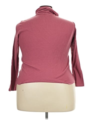 Uniqlo Turtleneck Sweater (view 2)