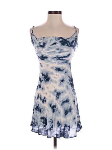 Réalisation Casual Dress (view 1)