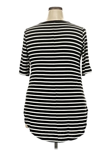 Torrid 3/4 Sleeve T-Shirt (view 2)