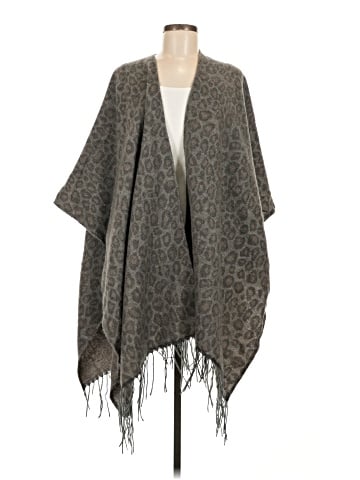 Woolrich Poncho (view 1)