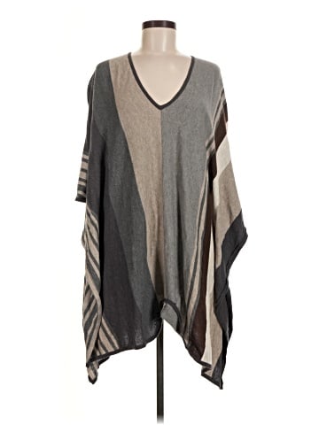 CAbi Poncho (view 1)