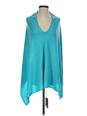 Kerisma Poncho (view 1)