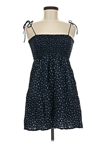 Old Navy Casual Dress (view 1)