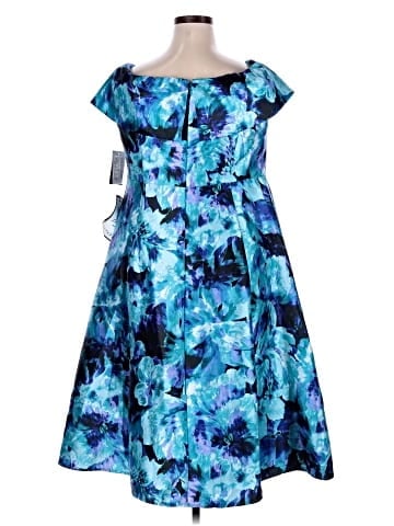 Alex Evenings Cocktail Dress (view 2)