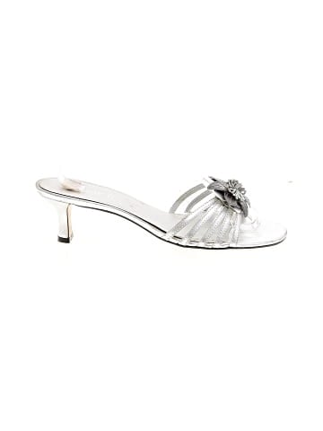 Michelle D. Sandals (view 1)
