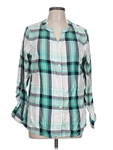 Croft & Barrow Long Sleeve Button-Down Shirt (view 1)