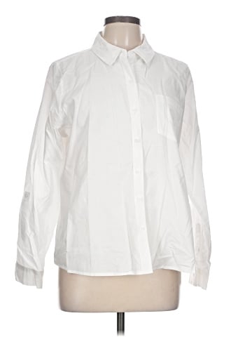 Croft & Barrow Long Sleeve Button-Down Shirt (view 1)