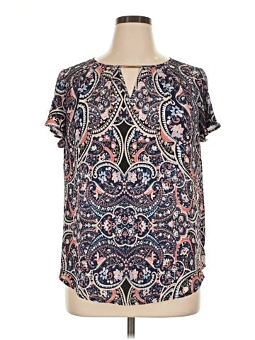 Liz Claiborne Career Short Sleeve Blouse (view 1)