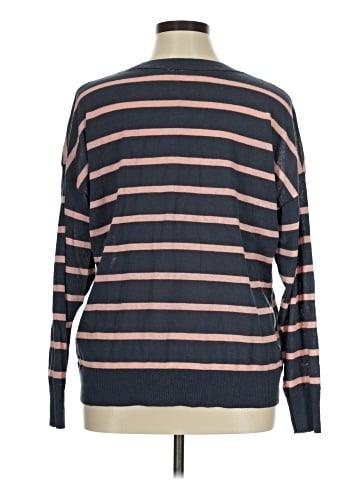 Gap Pullover Sweater (view 2)