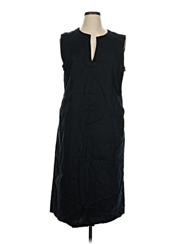 Banana Republic Factory Store Cocktail Dress (view 1)
