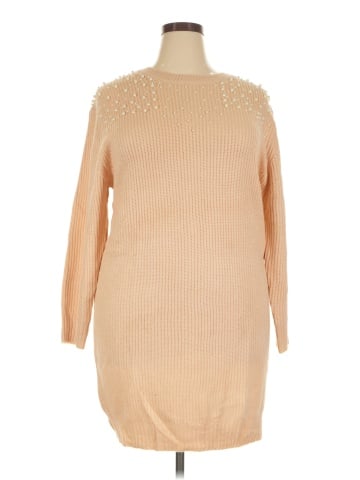 BLOOMCHIC Pullover Sweater (view 1)