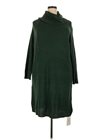 BLOOMCHIC Turtleneck Sweater (view 1)