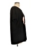Torrid Floral Black Short Sleeve T-Shirt Size 1X Plus (1) - photo 4