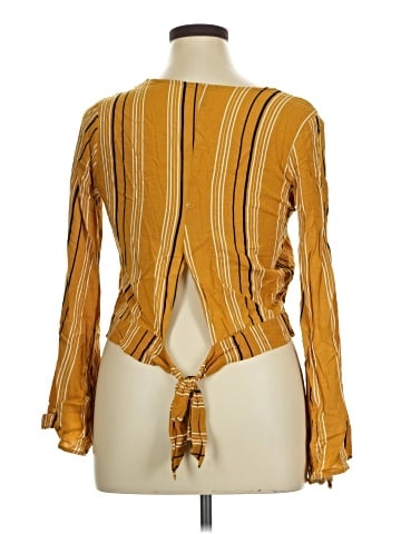 rue21 3/4 Sleeve T-Shirt (view 2)