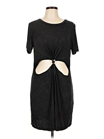 Honey Punch Casual Dress (view 1)