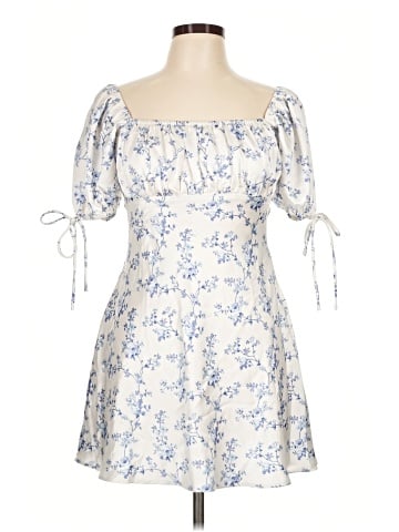 Forever 21 Casual Dress (view 1)
