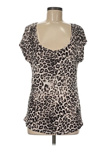 Jennifer Lopez Short Sleeve T-Shirt (view 1)