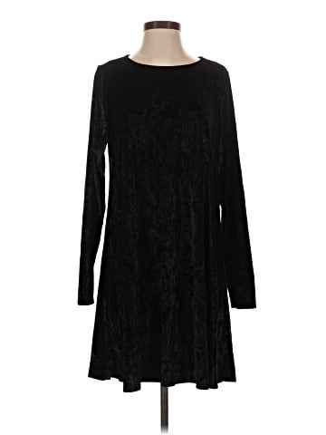 Chris & Carol Casual Dress (view 1)