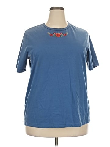 Bobbie Brooks Short Sleeve T-Shirt (view 1)