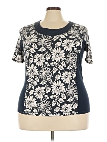 Liz Claiborne Short Sleeve T-Shirt (view 1)