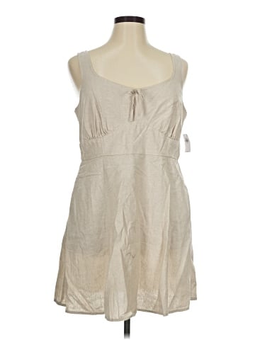 Old Navy Casual Dress (view 1)