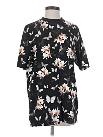 Givenchy Short Sleeve T-Shirt (view 1)
