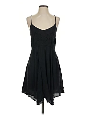 Abercrombie & Fitch Cocktail Dress (view 1)